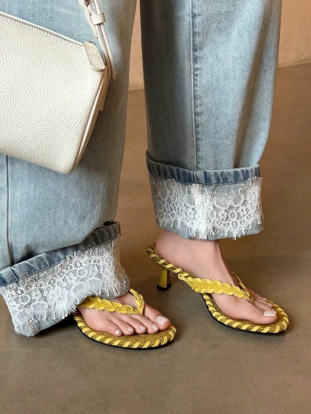 Yellow Chic Women's French Open-Toe Thong Stiletto Kitten Heel Flip-Flop Sandals - Picture 2 of 5